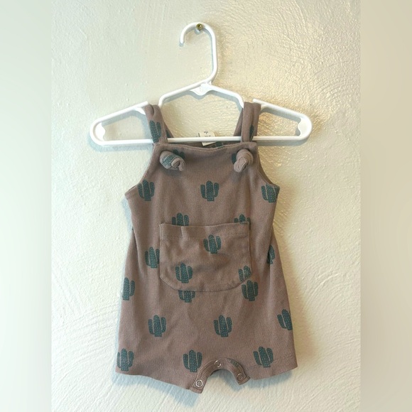 kate quinn Other - Kate Quinn Brown Romper with Cactus Design